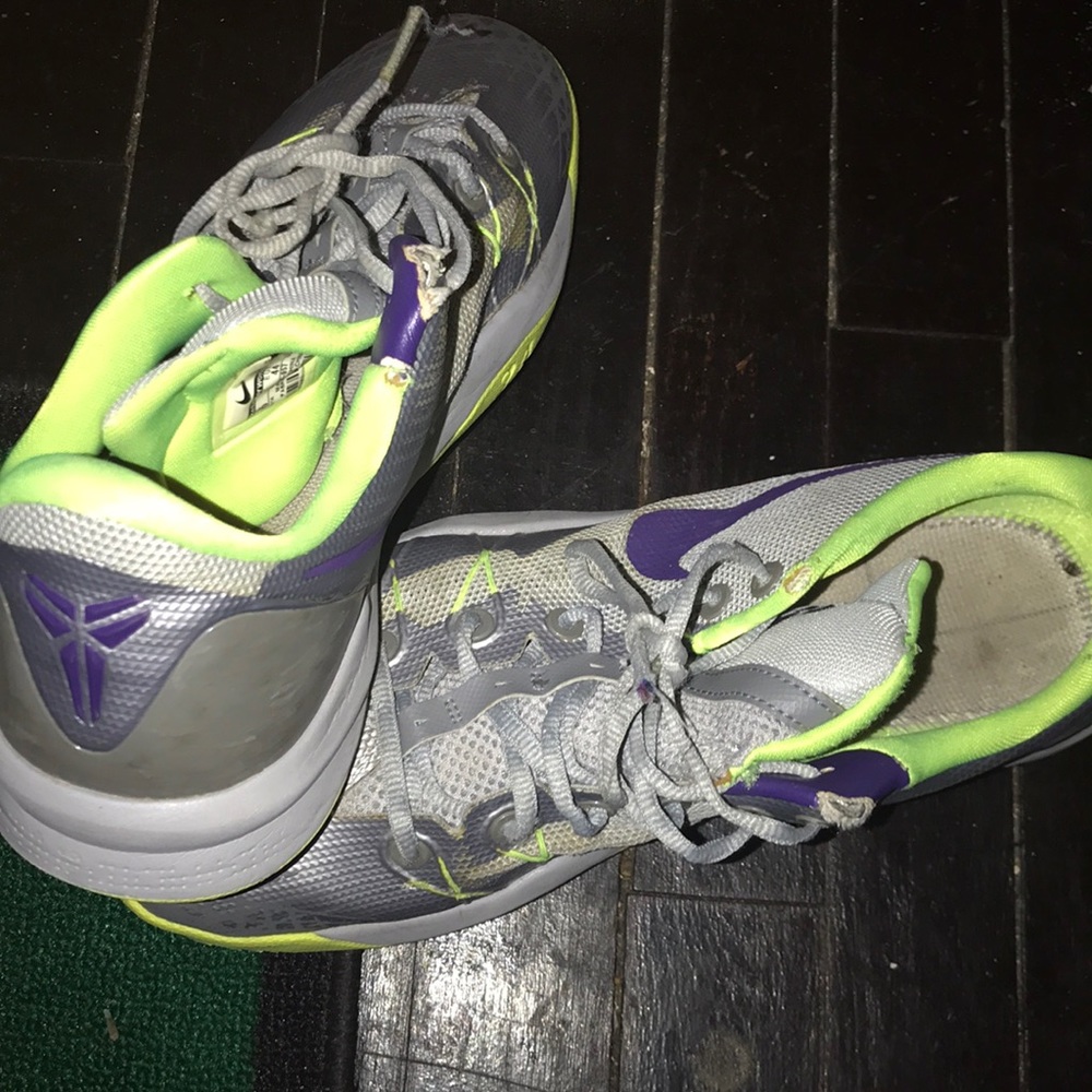 Kobe’s - Picture 3 of 4